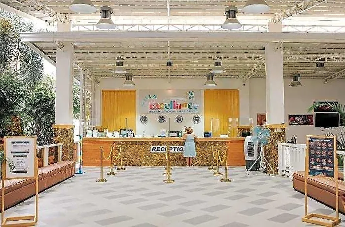 Excellance And Wave Pool 5*